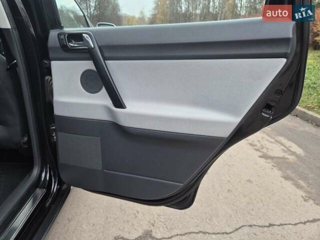 Черный Фольксваген Кросс Поло, объемом двигателя 1.4 л и пробегом 119 тыс. км за 6800 $, фото 35 на Automoto.ua