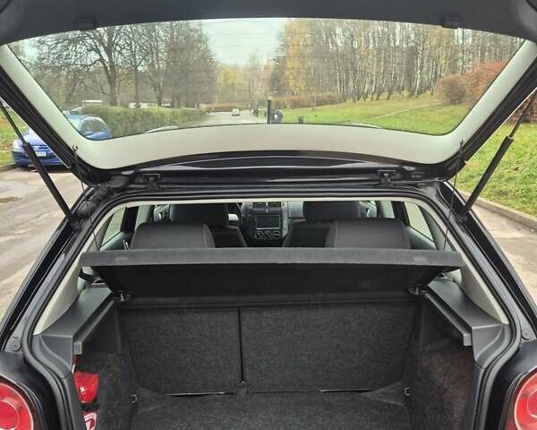 Черный Фольксваген Кросс Поло, объемом двигателя 1.4 л и пробегом 119 тыс. км за 6800 $, фото 44 на Automoto.ua