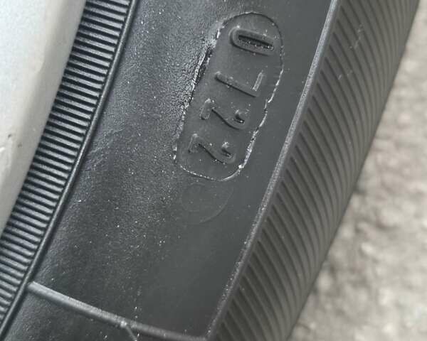 Черный Фольксваген Кросс Поло, объемом двигателя 1.4 л и пробегом 119 тыс. км за 6500 $, фото 13 на Automoto.ua