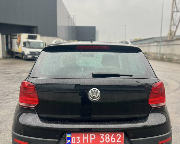 Черный Фольксваген Кросс Поло, объемом двигателя 1.2 л и пробегом 135 тыс. км за 10300 $, фото 16 на Automoto.ua