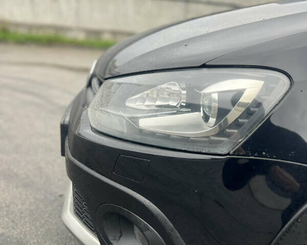 Черный Фольксваген Кросс Поло, объемом двигателя 1.2 л и пробегом 135 тыс. км за 10300 $, фото 24 на Automoto.ua