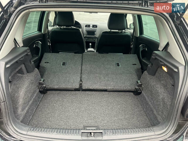 Черный Фольксваген Кросс Поло, объемом двигателя 1.2 л и пробегом 135 тыс. км за 10300 $, фото 63 на Automoto.ua