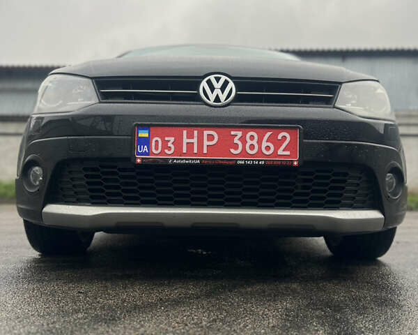 Черный Фольксваген Кросс Поло, объемом двигателя 1.2 л и пробегом 135 тыс. км за 10300 $, фото 7 на Automoto.ua
