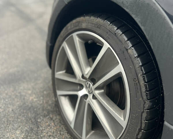 Черный Фольксваген Кросс Поло, объемом двигателя 1.2 л и пробегом 135 тыс. км за 10300 $, фото 20 на Automoto.ua