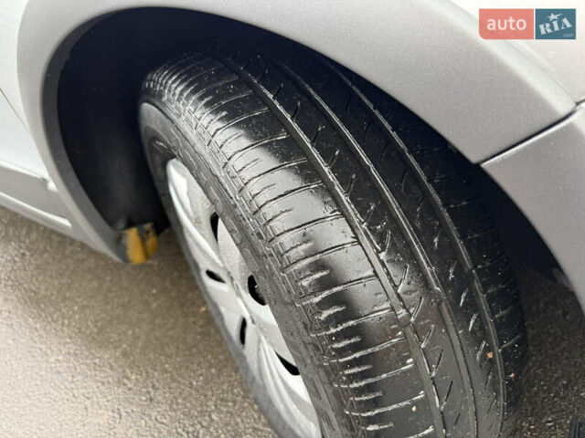 Серый Фольксваген Кросс Поло, объемом двигателя 1.4 л и пробегом 180 тыс. км за 6700 $, фото 14 на Automoto.ua