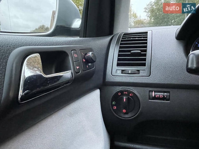 Синий Фольксваген Кросс Поло, объемом двигателя 1.4 л и пробегом 214 тыс. км за 5799 $, фото 32 на Automoto.ua