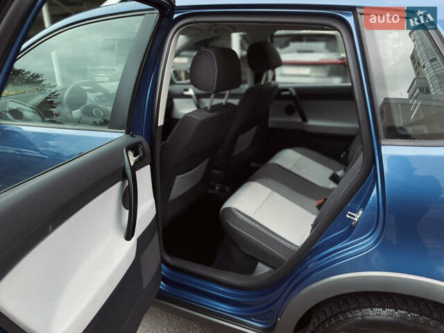 Синий Фольксваген Кросс Поло, объемом двигателя 1.4 л и пробегом 214 тыс. км за 5799 $, фото 21 на Automoto.ua