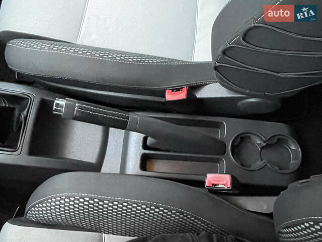 Синий Фольксваген Кросс Поло, объемом двигателя 1.4 л и пробегом 214 тыс. км за 5799 $, фото 30 на Automoto.ua