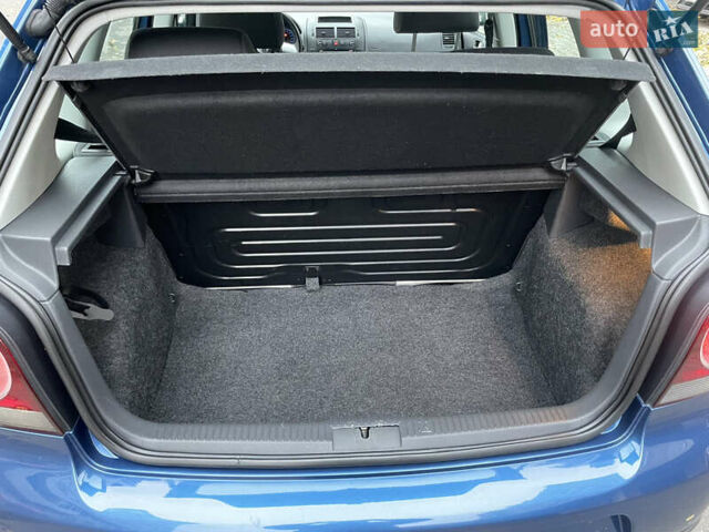 Синий Фольксваген Кросс Поло, объемом двигателя 1.4 л и пробегом 214 тыс. км за 5799 $, фото 34 на Automoto.ua