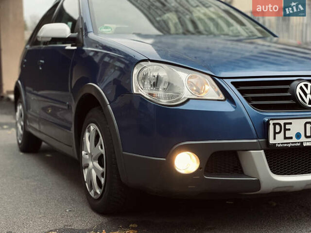 Синий Фольксваген Кросс Поло, объемом двигателя 1.4 л и пробегом 214 тыс. км за 5799 $, фото 12 на Automoto.ua