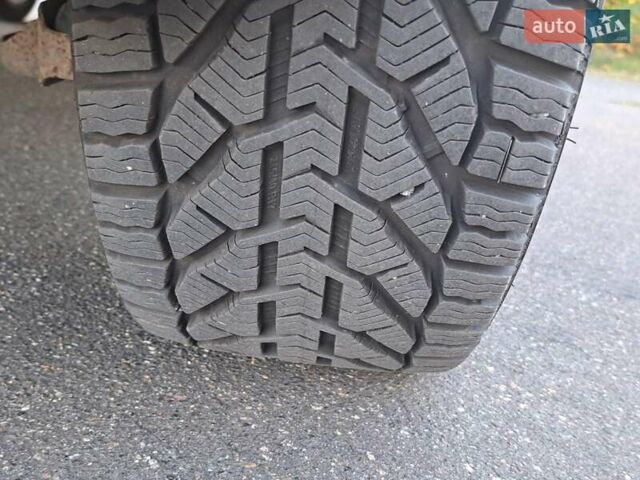 Оранжевый Фольксваген Кросс Поло, объемом двигателя 1.4 л и пробегом 238 тыс. км за 4900 $, фото 34 на Automoto.ua