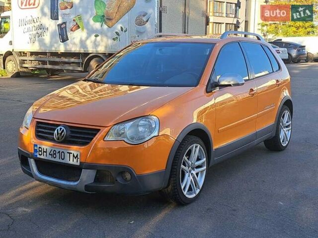 Оранжевый Фольксваген Кросс Поло, объемом двигателя 1.4 л и пробегом 238 тыс. км за 4900 $, фото 13 на Automoto.ua