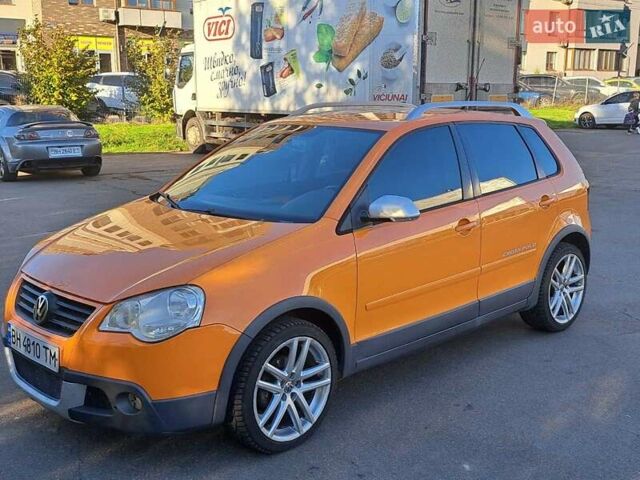 Оранжевый Фольксваген Кросс Поло, объемом двигателя 1.4 л и пробегом 238 тыс. км за 4900 $, фото 17 на Automoto.ua