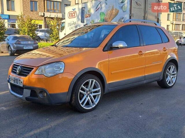 Оранжевый Фольксваген Кросс Поло, объемом двигателя 1.4 л и пробегом 238 тыс. км за 4900 $, фото 14 на Automoto.ua