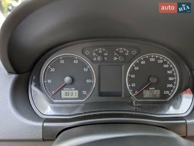 Помаранчевий Фольксваген Кросс Поло, об'ємом двигуна 1.4 л та пробігом 273 тис. км за 5000 $, фото 9 на Automoto.ua