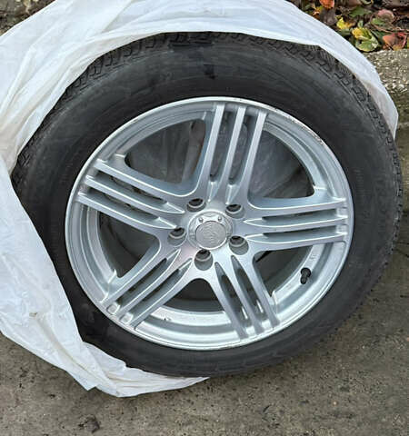 Оранжевый Фольксваген Кросс Поло, объемом двигателя 1.4 л и пробегом 166 тыс. км за 5200 $, фото 11 на Automoto.ua