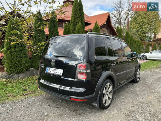 Черный Фольксваген Кросс Туран, объемом двигателя 1.9 л и пробегом 333 тыс. км за 7500 $, фото 3 на Automoto.ua