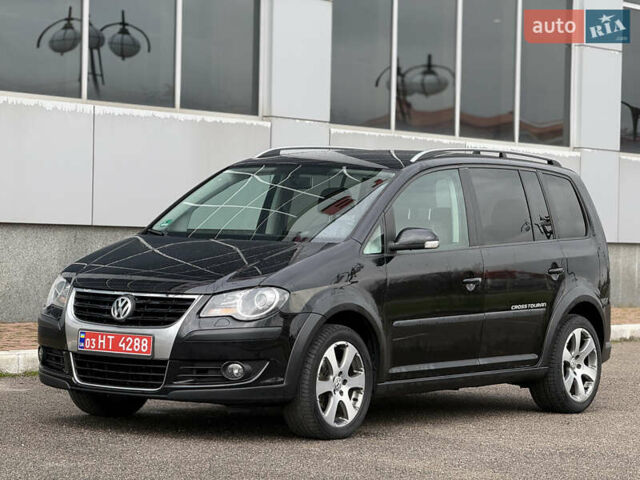 Черный Фольксваген Кросс Туран, объемом двигателя 0 л и пробегом 219 тыс. км за 8500 $, фото 25 на Automoto.ua
