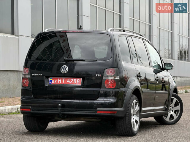 Черный Фольксваген Кросс Туран, объемом двигателя 0 л и пробегом 219 тыс. км за 8500 $, фото 36 на Automoto.ua