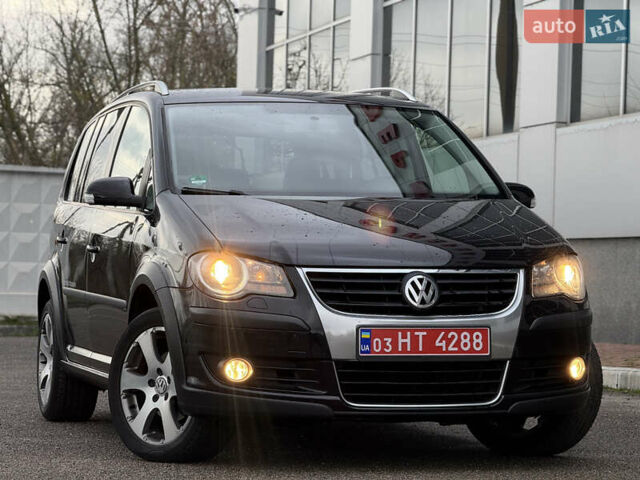 Черный Фольксваген Кросс Туран, объемом двигателя 0 л и пробегом 219 тыс. км за 8500 $, фото 27 на Automoto.ua