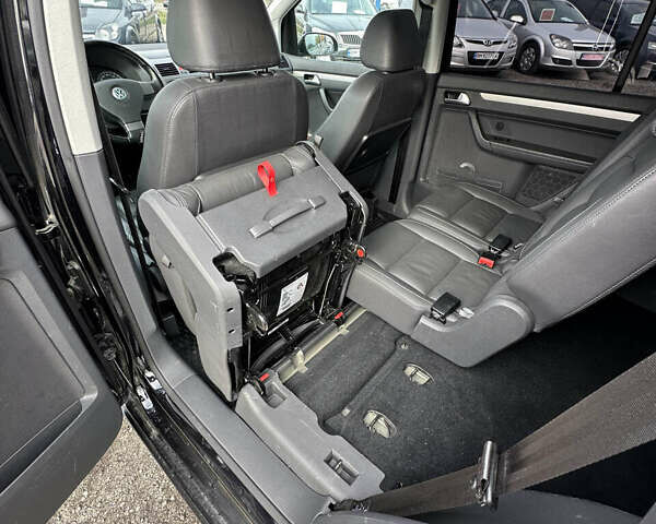 Фольксваген Кросс Туран 2009 в Буче на Automoto.ua Черный Фольксваген Кросс Туран, объемом двигателя 1.9 л и пробегом 232 тыс. км за 9999 $, фото 27 на Automoto.ua