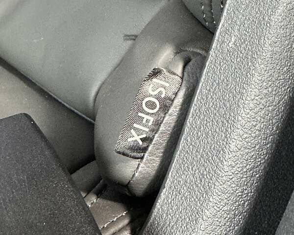 Черный Фольксваген Кросс Туран, объемом двигателя 1.9 л и пробегом 232 тыс. км за 9500 $, фото 25 на Automoto.ua