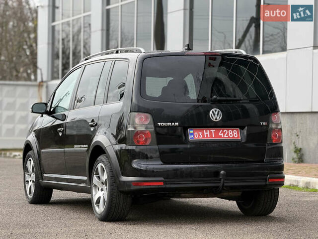 Черный Фольксваген Кросс Туран, объемом двигателя 0 л и пробегом 219 тыс. км за 8500 $, фото 12 на Automoto.ua