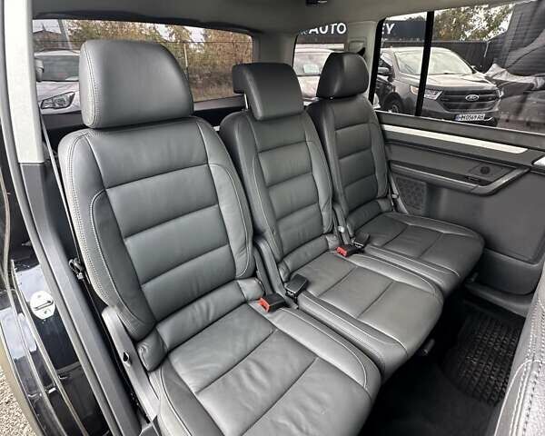 Черный Фольксваген Кросс Туран, объемом двигателя 1.9 л и пробегом 232 тыс. км за 9500 $, фото 19 на Automoto.ua