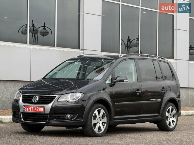 Черный Фольксваген Кросс Туран, объемом двигателя 0 л и пробегом 219 тыс. км за 8500 $, фото 20 на Automoto.ua