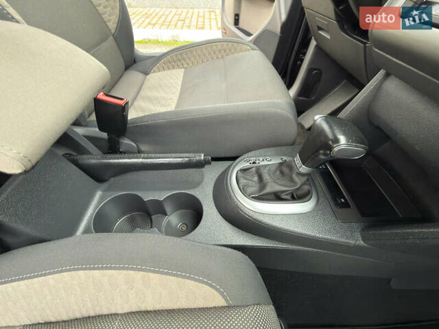 Черный Фольксваген Кросс Туран, объемом двигателя 0 л и пробегом 219 тыс. км за 8500 $, фото 54 на Automoto.ua