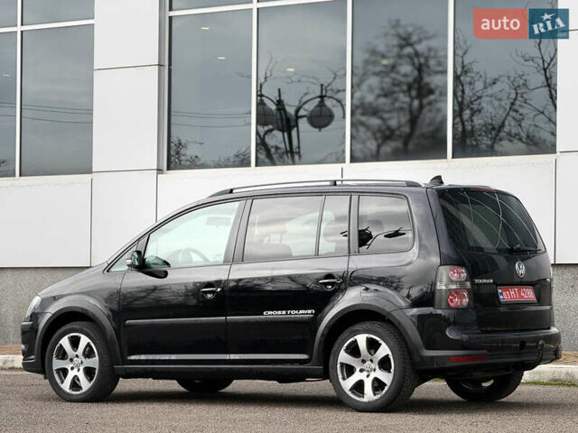 Черный Фольксваген Кросс Туран, объемом двигателя 0 л и пробегом 219 тыс. км за 8500 $, фото 14 на Automoto.ua