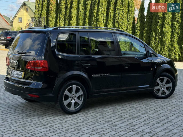 Черный Фольксваген Кросс Туран, объемом двигателя 2 л и пробегом 260 тыс. км за 12700 $, фото 39 на Automoto.ua