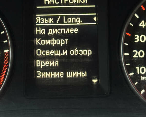 Черный Фольксваген Кросс Туран, объемом двигателя 2 л и пробегом 255 тыс. км за 12499 $, фото 70 на Automoto.ua