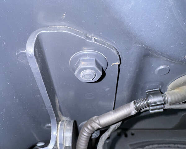 Черный Фольксваген Кросс Туран, объемом двигателя 2 л и пробегом 255 тыс. км за 12499 $, фото 86 на Automoto.ua