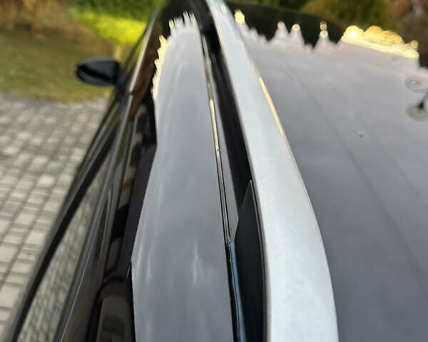 Черный Фольксваген Кросс Туран, объемом двигателя 2 л и пробегом 255 тыс. км за 12499 $, фото 85 на Automoto.ua