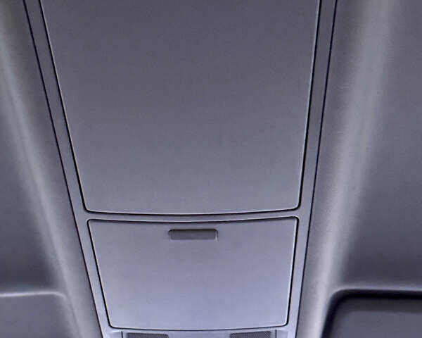 Черный Фольксваген Кросс Туран, объемом двигателя 2 л и пробегом 255 тыс. км за 12499 $, фото 53 на Automoto.ua