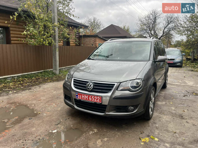 Коричневый Фольксваген Кросс Туран, объемом двигателя 1.6 л и пробегом 208 тыс. км за 8300 $, фото 20 на Automoto.ua