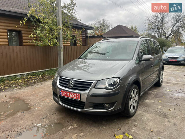 Коричневый Фольксваген Кросс Туран, объемом двигателя 1.6 л и пробегом 208 тыс. км за 8300 $, фото 21 на Automoto.ua