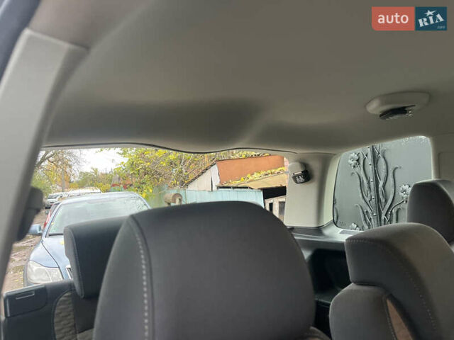 Коричневый Фольксваген Кросс Туран, объемом двигателя 1.6 л и пробегом 208 тыс. км за 8300 $, фото 62 на Automoto.ua