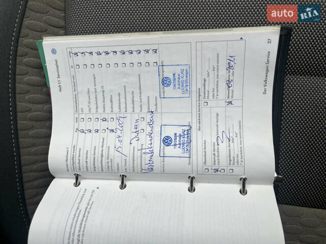 Коричневый Фольксваген Кросс Туран, объемом двигателя 1.6 л и пробегом 208 тыс. км за 8300 $, фото 27 на Automoto.ua