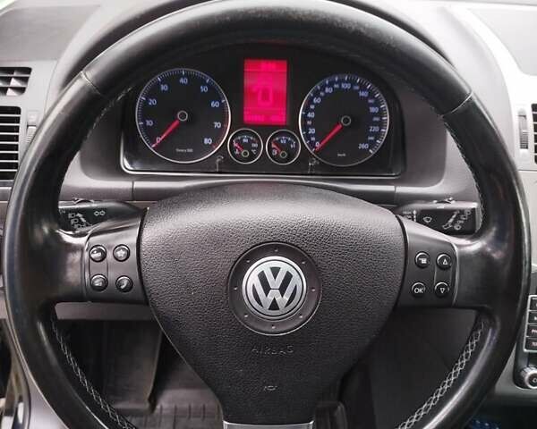 Фольксваген Кросс Туран, об'ємом двигуна 1.4 л та пробігом 210 тис. км за 9500 $, фото 8 на Automoto.ua