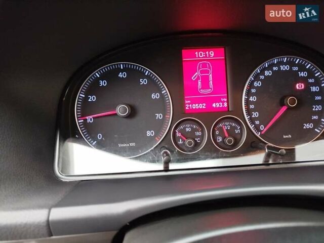 Фольксваген Кросс Туран, об'ємом двигуна 1.4 л та пробігом 210 тис. км за 9500 $, фото 19 на Automoto.ua