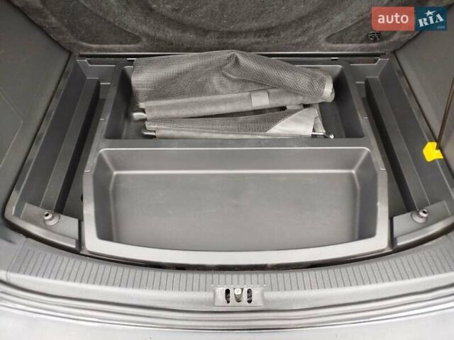 Фольксваген Кросс Туран, об'ємом двигуна 1.4 л та пробігом 210 тис. км за 9500 $, фото 13 на Automoto.ua