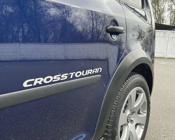 Синий Фольксваген Кросс Туран, объемом двигателя 1.4 л и пробегом 198 тыс. км за 6750 $, фото 10 на Automoto.ua