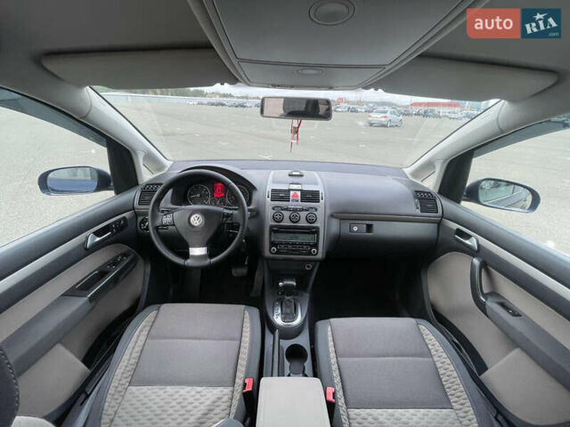 Синий Фольксваген Кросс Туран, объемом двигателя 1.4 л и пробегом 198 тыс. км за 6750 $, фото 13 на Automoto.ua