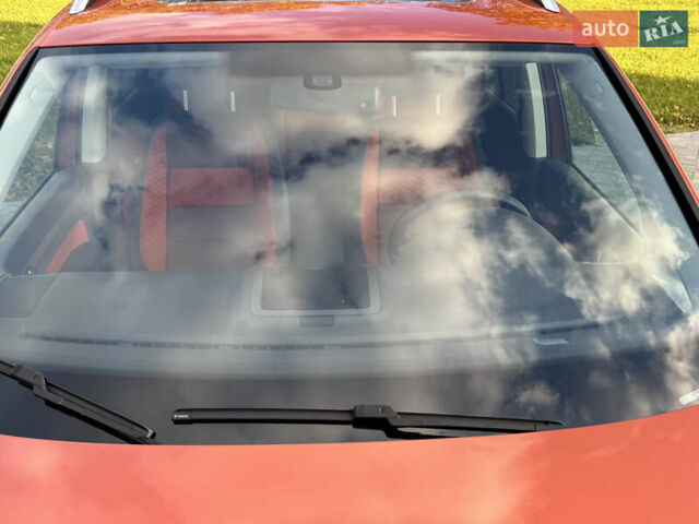 Оранжевый Фольксваген Кросс Туран, объемом двигателя 1.4 л и пробегом 232 тыс. км за 8300 $, фото 32 на Automoto.ua