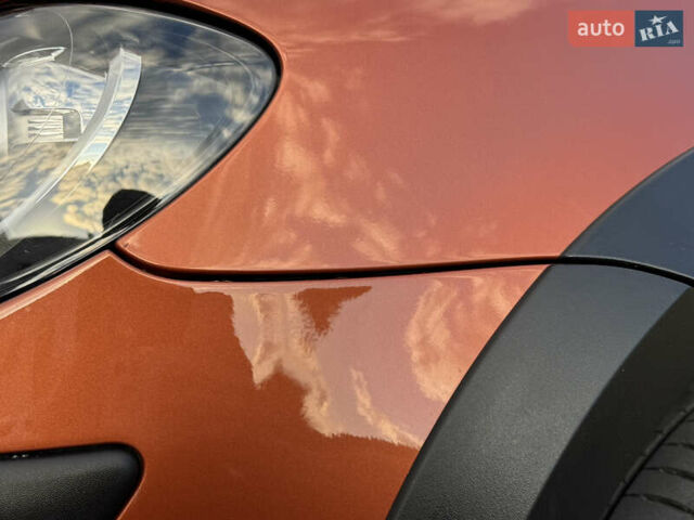 Оранжевый Фольксваген Кросс Туран, объемом двигателя 1.4 л и пробегом 232 тыс. км за 8300 $, фото 42 на Automoto.ua