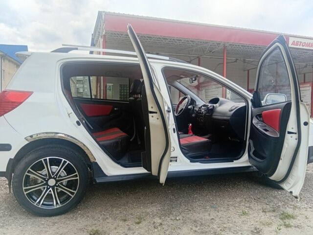 Белый Фольксваген Другая, объемом двигателя 1.5 л и пробегом 56 тыс. км за 5000 $, фото 20 на Automoto.ua