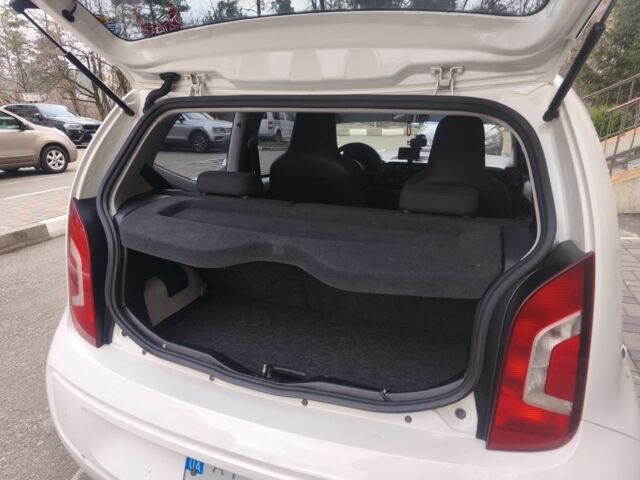 Белый Фольксваген Другая, объемом двигателя 1 л и пробегом 219 тыс. км за 5500 $, фото 4 на Automoto.ua