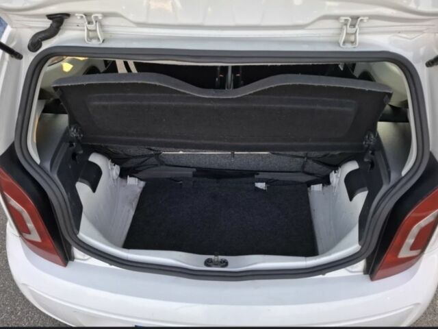 Белый Фольксваген Другая, объемом двигателя 1 л и пробегом 300 тыс. км за 4100 $, фото 6 на Automoto.ua